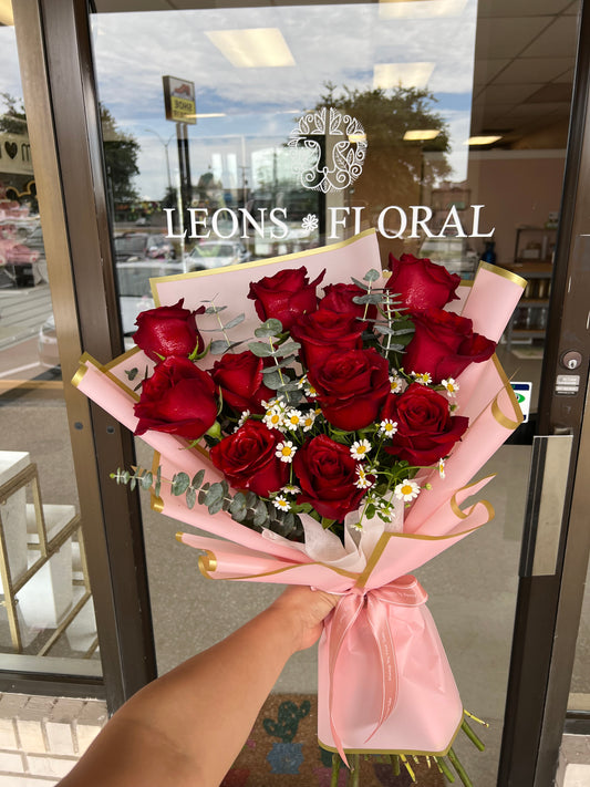 Glitter Rose Bouquet – Leon's Floral